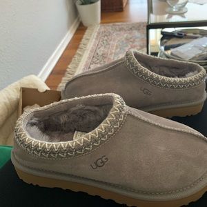 Gray Tasman Ugg Slippers